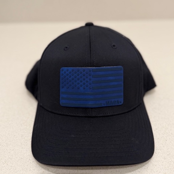 American Flag 'MAGA" Golf Hat- Brand New - Picture 1 of 3